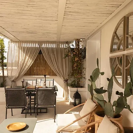 Savoy & - Preferred & 5* 파이스툼