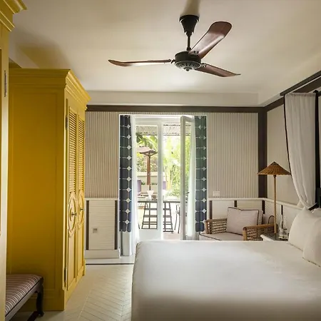 Savoy & - Preferred & 5* 파이스툼