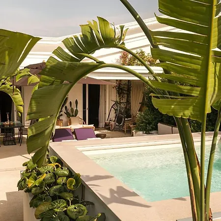 Hotel Savoy & - Preferred &