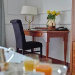 Savoy & - Preferred & Hotel 5*