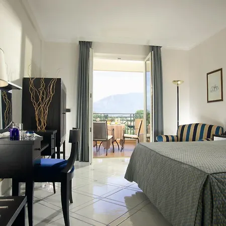 Savoy & - Preferred & Paestum