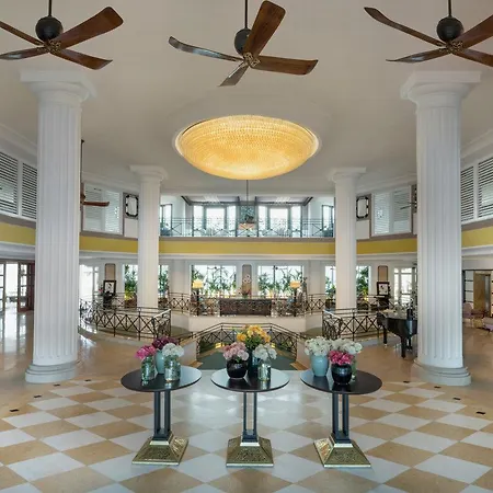 Savoy & - Preferred & Otel