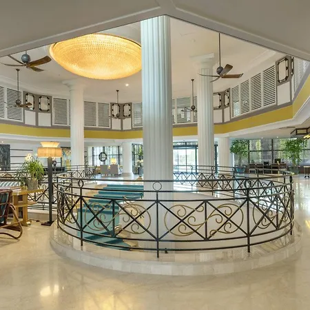 Hotel Savoy & - Preferred & 5*