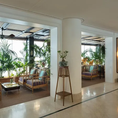 Savoy & - Preferred & Hotel