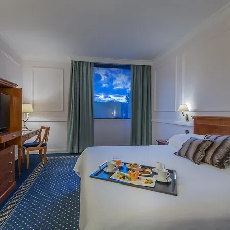 Otel Savoy & - Preferred & Paestum