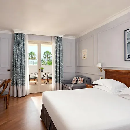 Hotel Savoy & - Preferred &