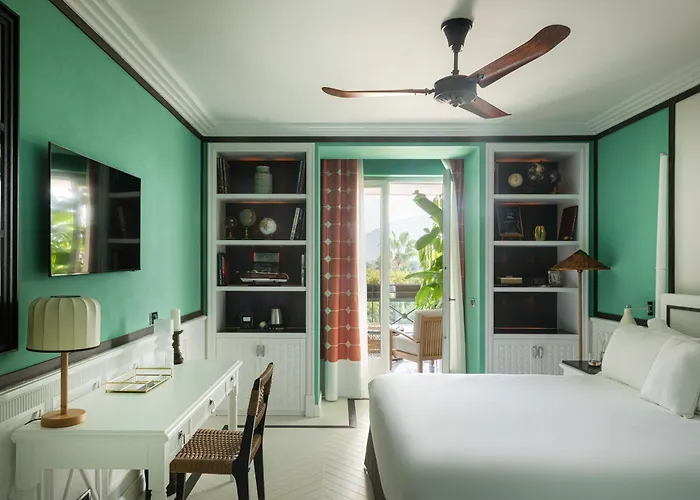 Hotel Savoy & - Preferred & Paestum