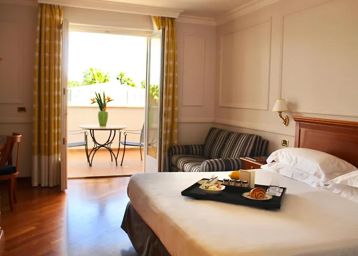 Hotel Savoy & - Preferred & 5*