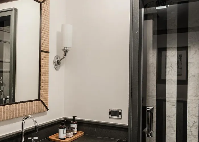 Hotel Savoy & - Preferred &